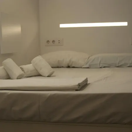 Hotel cápsula M Pods 2*